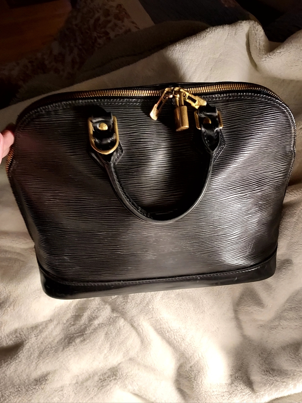 Black Louis Vuitton Alma Epi PM